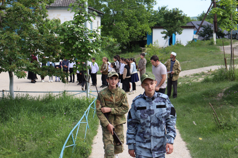 В МКОУ "Джибахнинская СОШ" прошли Всероссийские учения по антитеррористической защищенности..